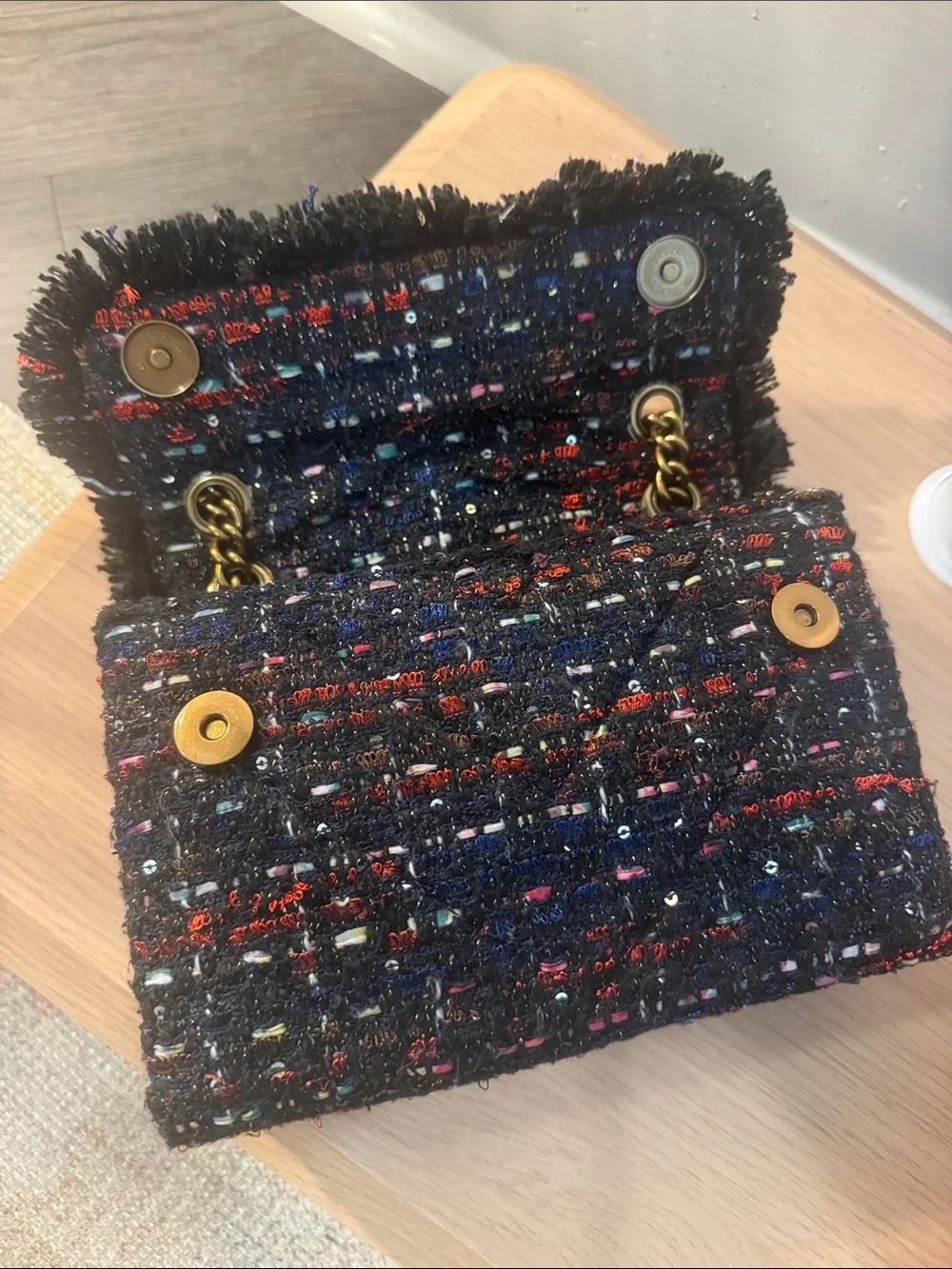 Kurt Geiger Chain Strap Tweed Shoulder Bag in Black Multi - Picture 3 of 5